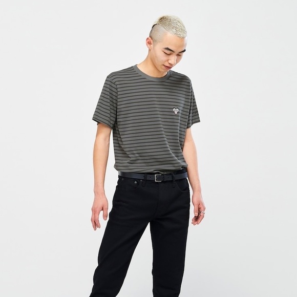 Uniqlo X Kaws Grey Striped mens t-shirt XS - Picture 2 of 2